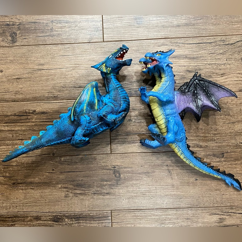 Two Blue Dragons 🐉